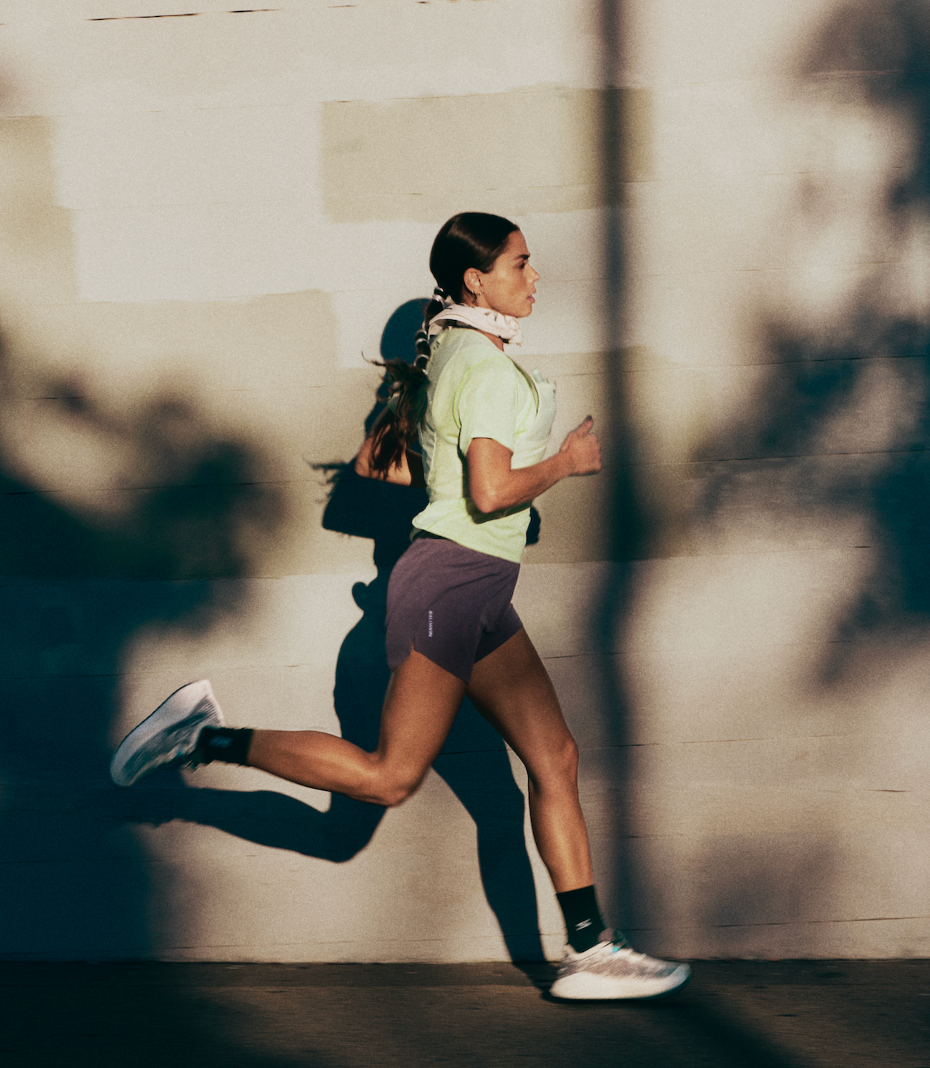 SENSE AERO STOW 4 SHORTS WOMEN'S - Image 3